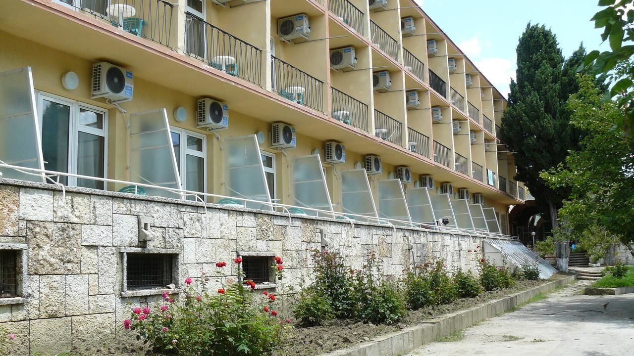Отель Hotel Briz 3 - Free Parking Варна