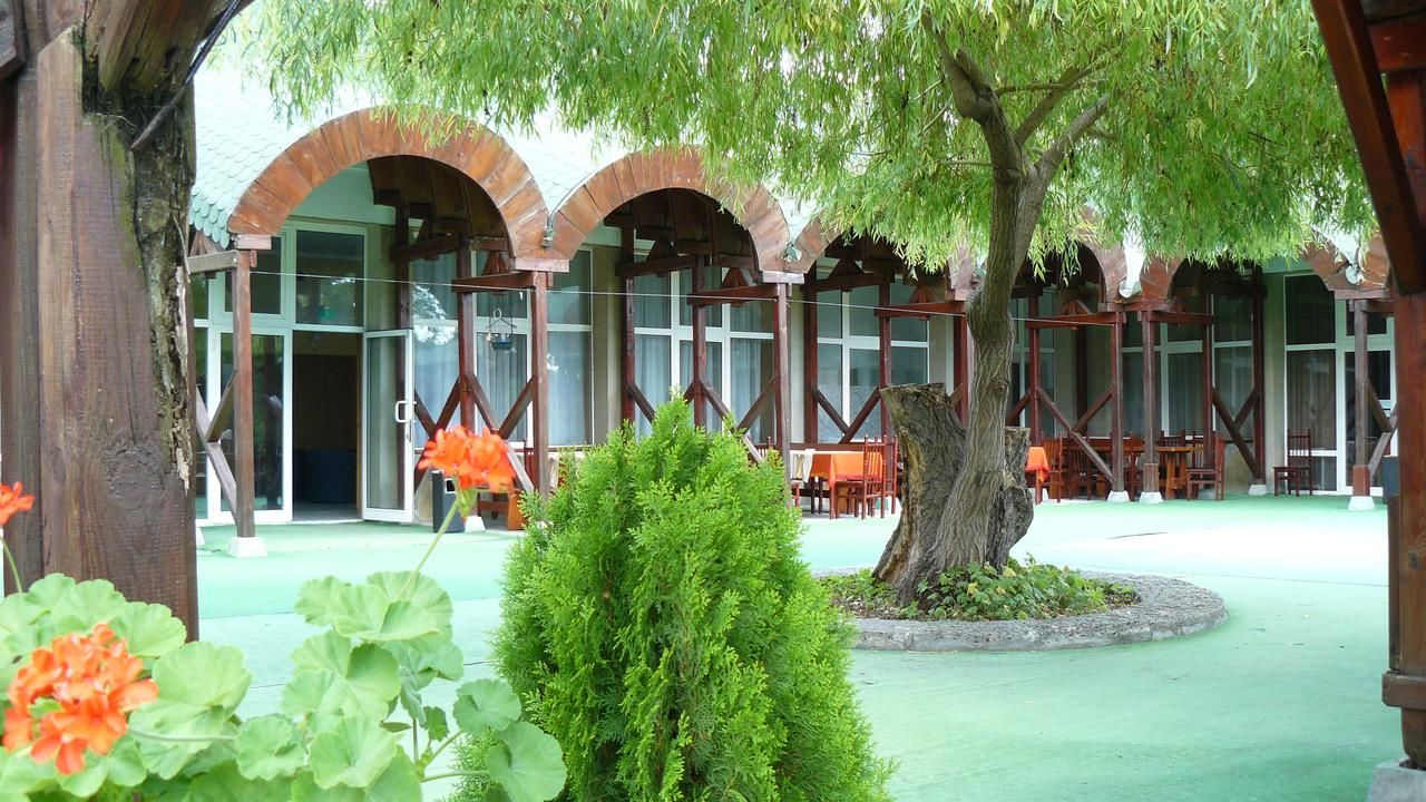 Отель Hotel Briz 3 - Free Parking Варна